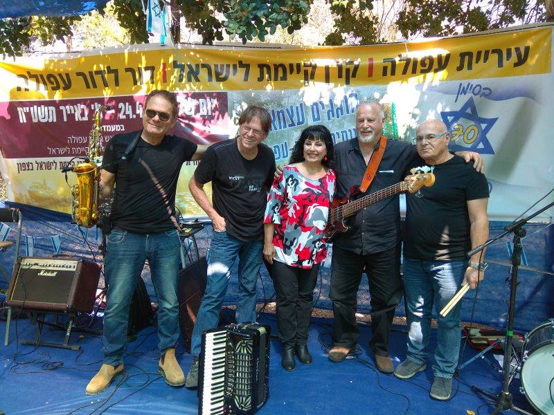 יוסי לב בערב שירה בציבור